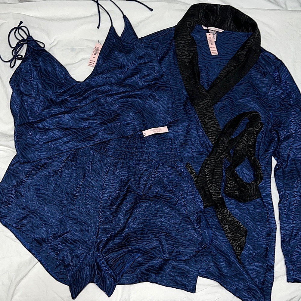 Victoria’s Secret - Kimono and Pajama Set